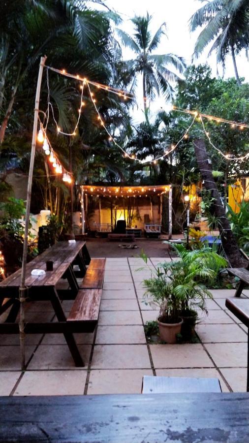 El Barrio Hostel Anjuna Extérieur photo